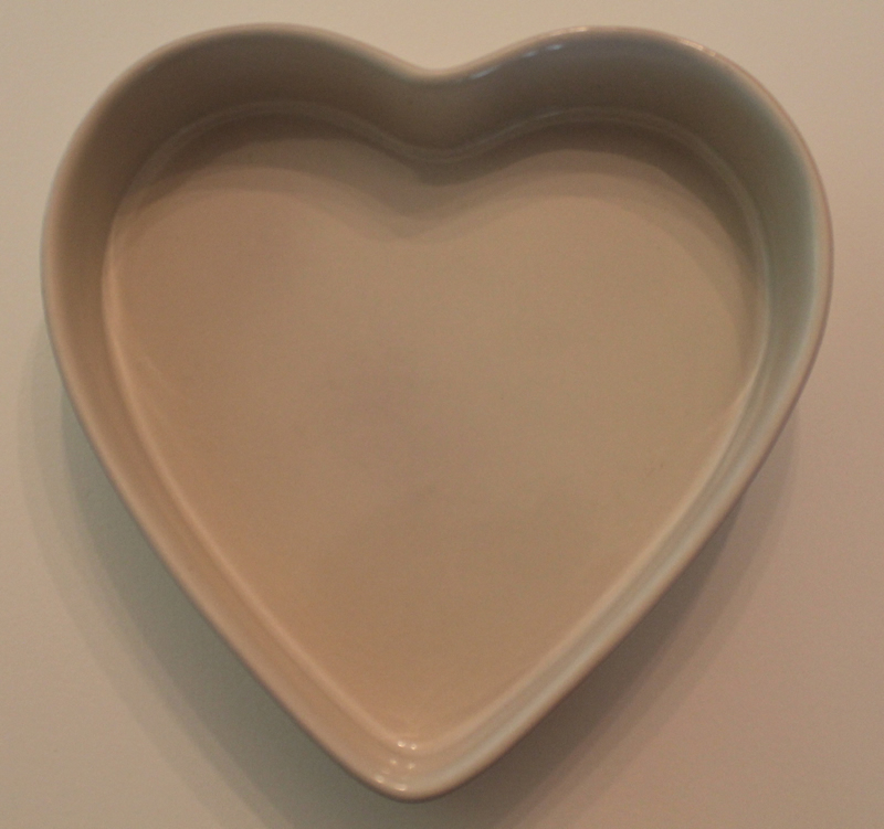 Frankoma heart shaped eggshell baking dish. Oklahoma potter once in Norman. 