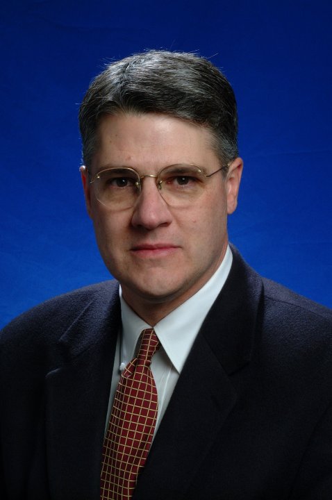 Unattractive photo of Craig Russell