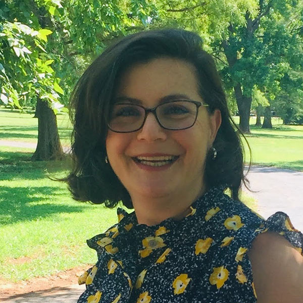 Becky Veiga Nascimento.