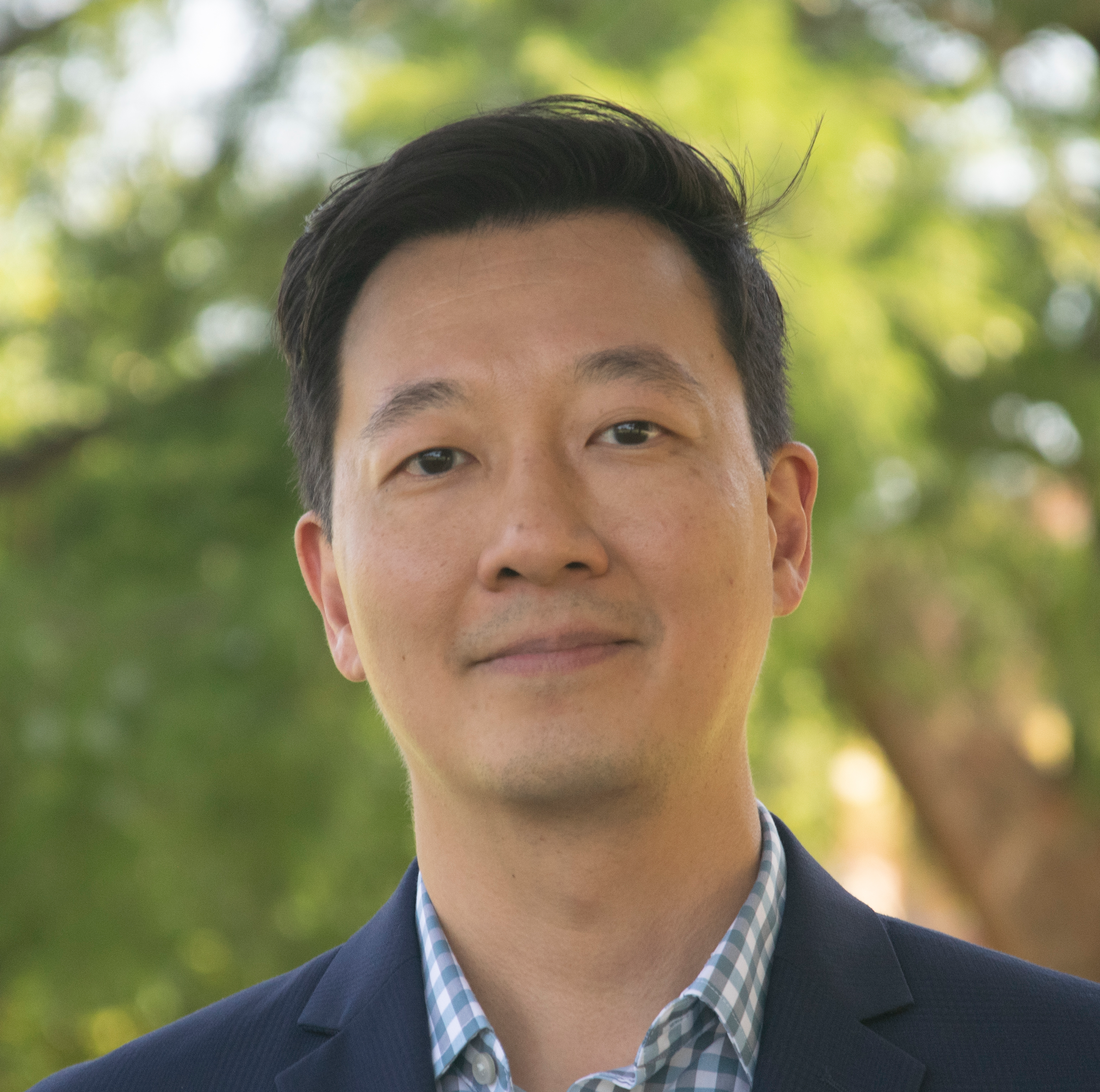 photo of Dr. Eric Lee
