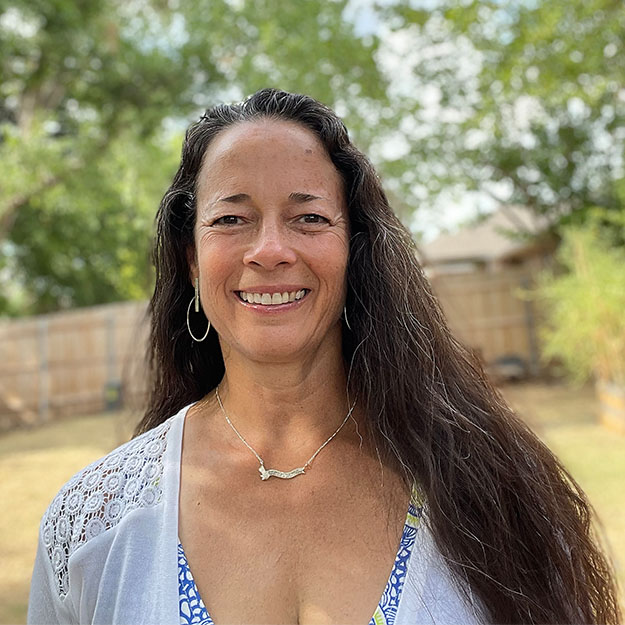 Racquel-María Sapién.