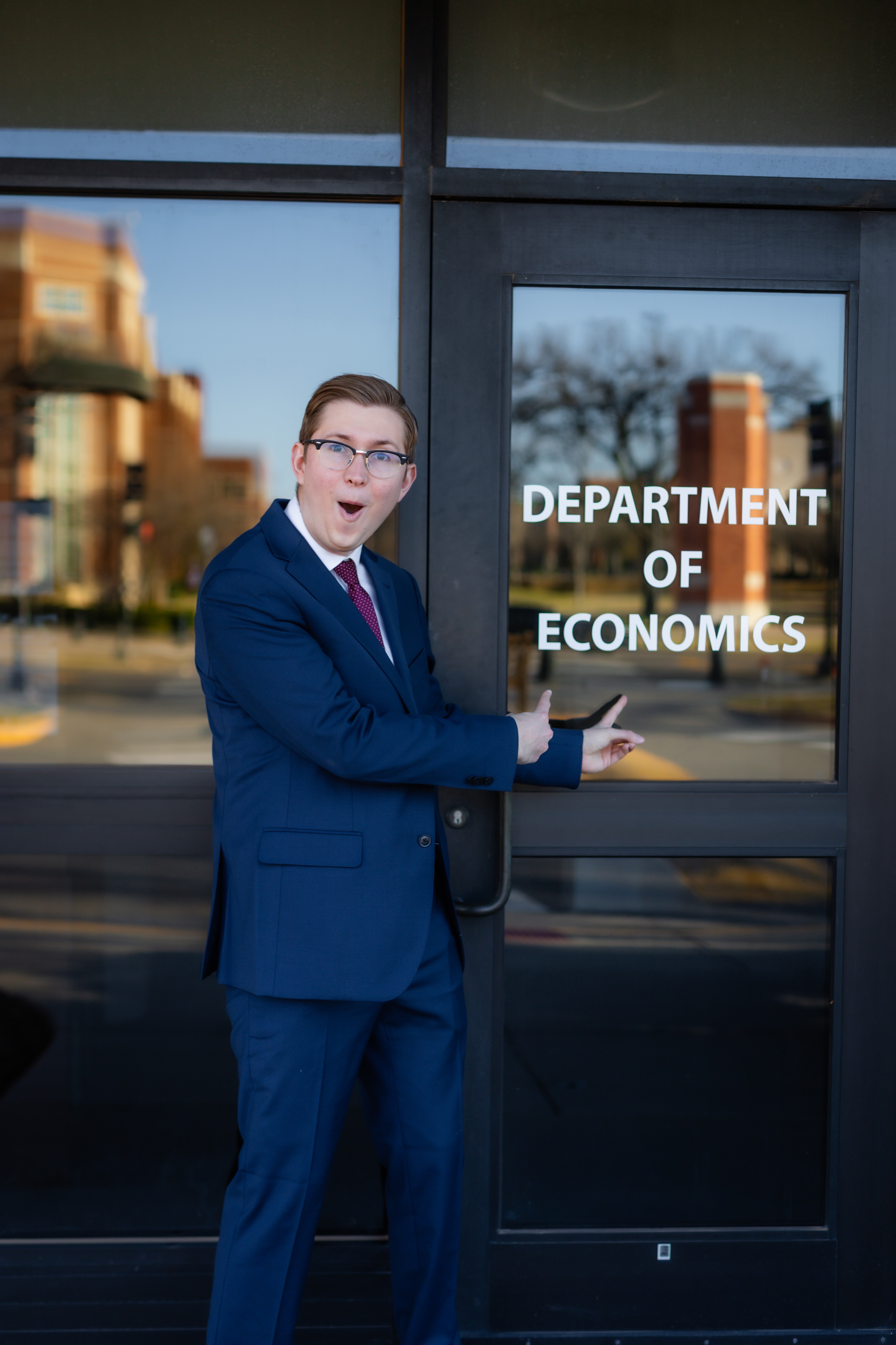 Dr. Ben Keen. 