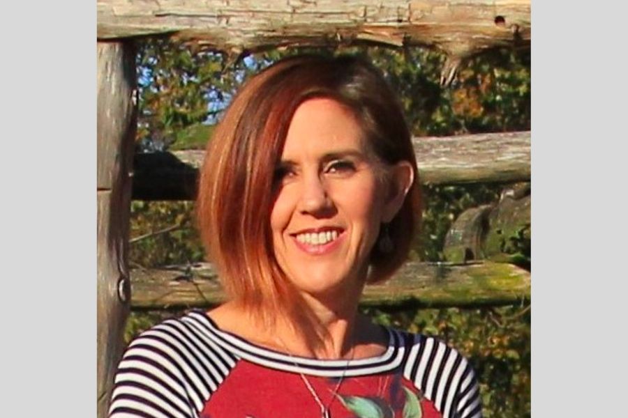 Headshot of Pamela Skraastad-Jurney.