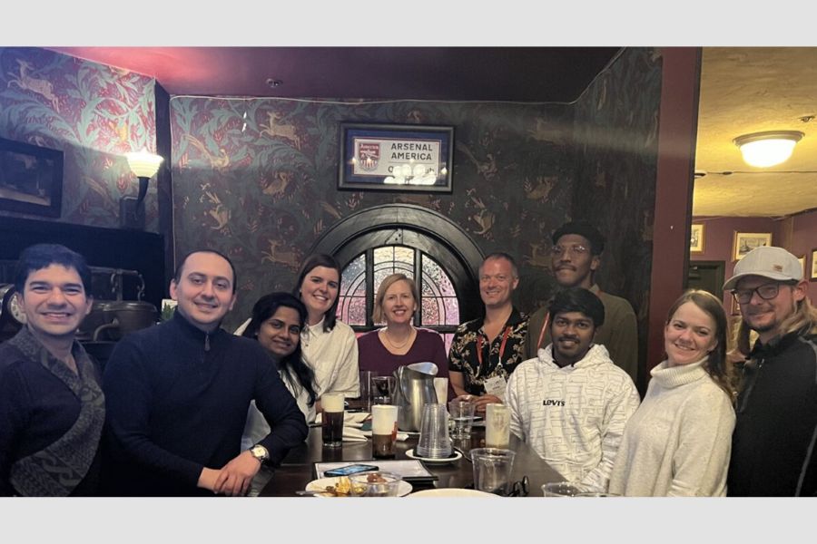 O U Landscape Architecture students and alumni at a conference happy hour.