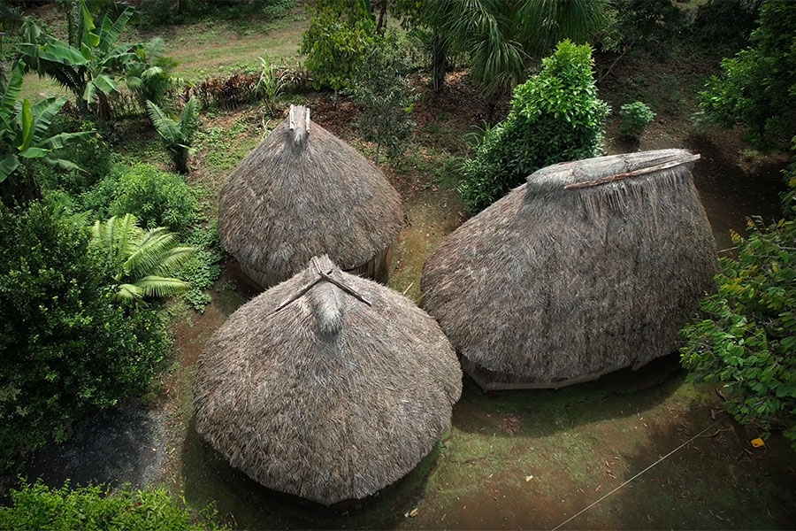 An aerial view of Ecuadorian jea houses.