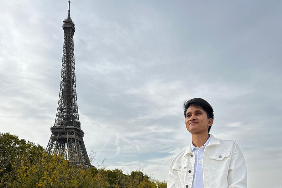 Student in Paris