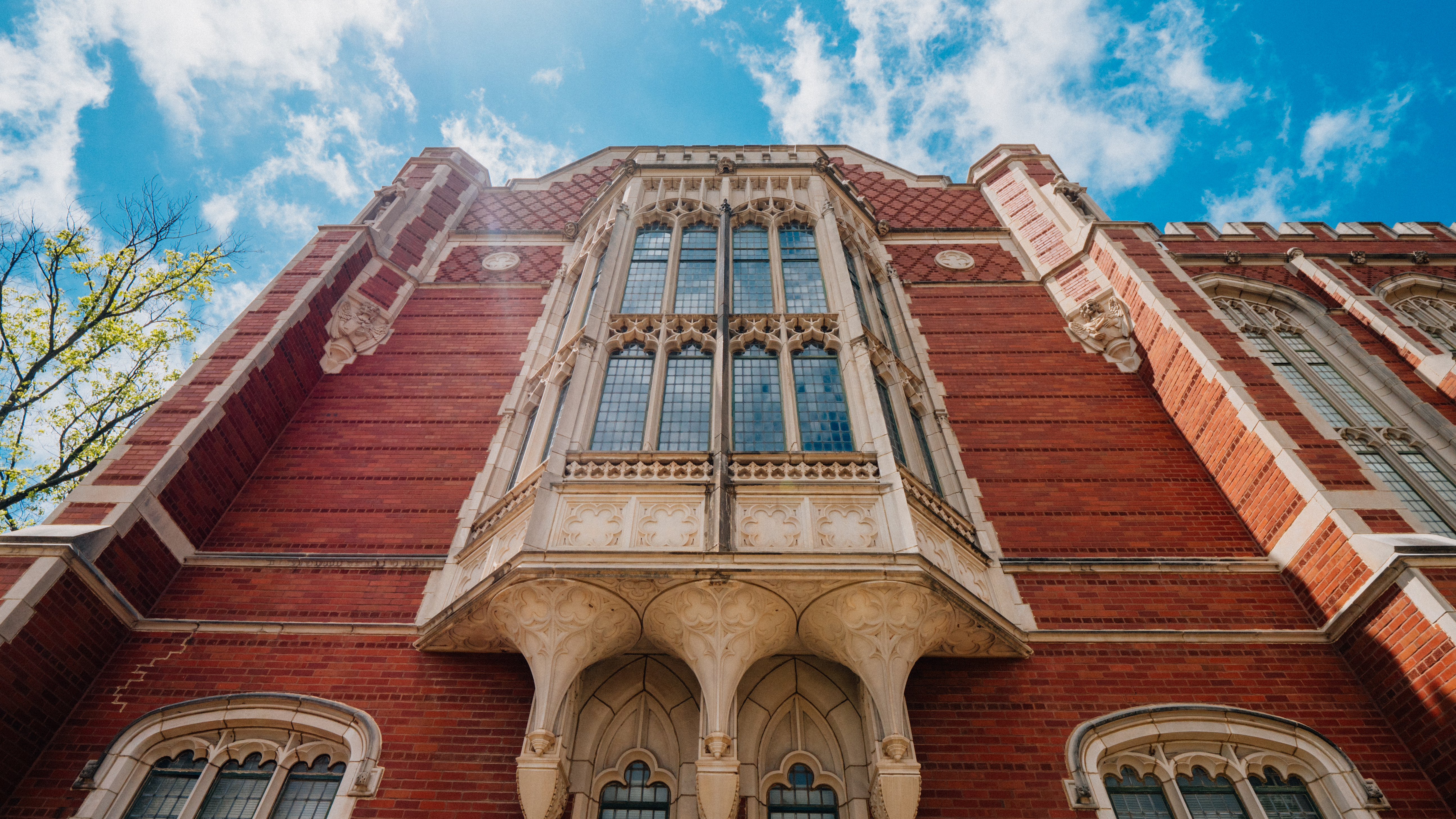 Bizzell Library exterior