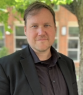 Portrait of Chris Garneau.