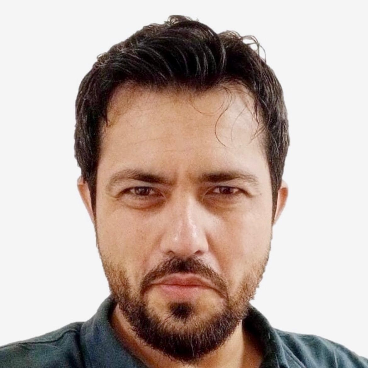 Headshot of Asad.