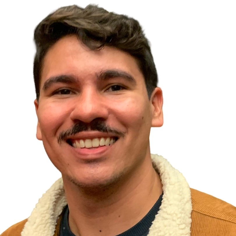 Headshot of Ian smiling.