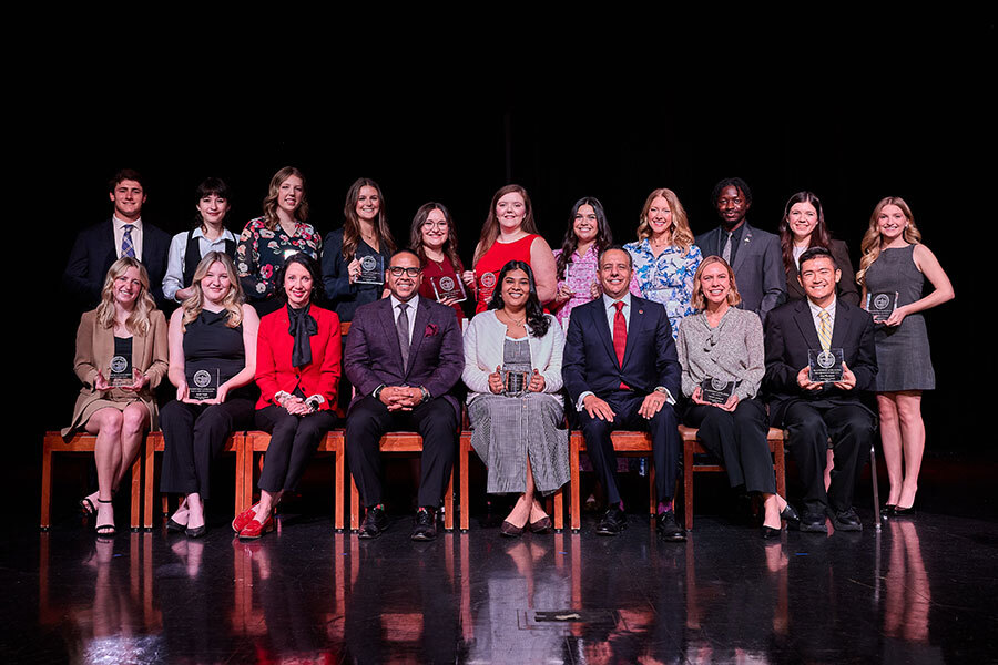 OU's Outstanding Seniors pose for group photo along with President Joseph Harroz Jr. and Dean of Student Dr. David Surratt.