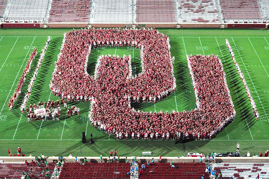 Photo of the OU Class of 2030.
