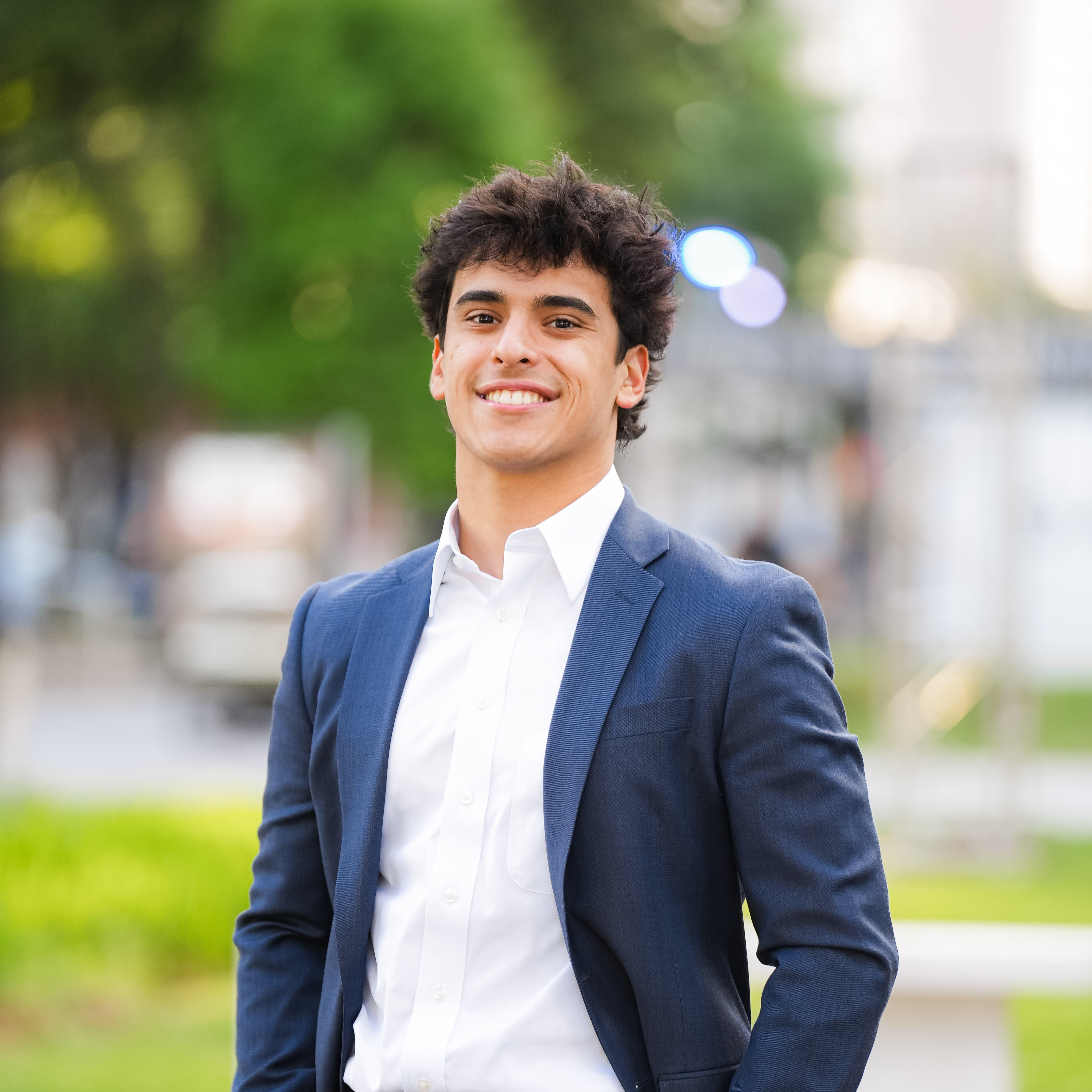 Headshot of Alec Salazar.