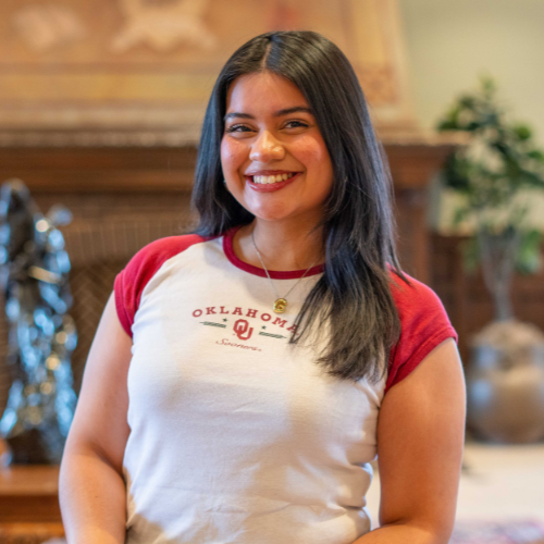 Photo of Gabriella Ulloa.